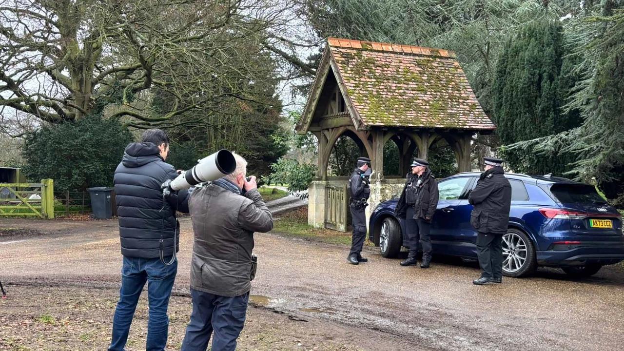 FOTO: Adik Pangeran Charles Ditangkap Terkait Dugaan Kasus Epstein