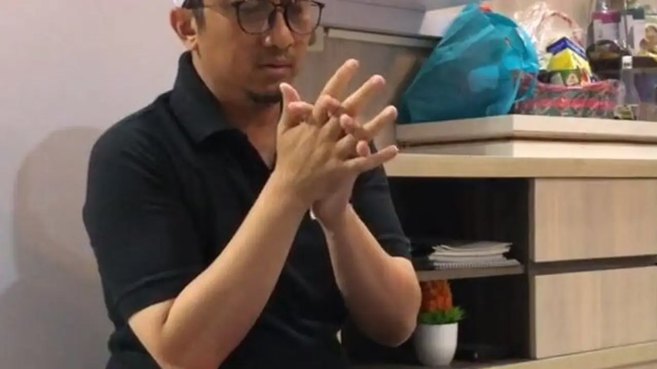 Rumah pendakwah Ustaz Yusuf Mansur disatroni massa (https://www.instagram.com/p/CeGln7JJ6wp/)