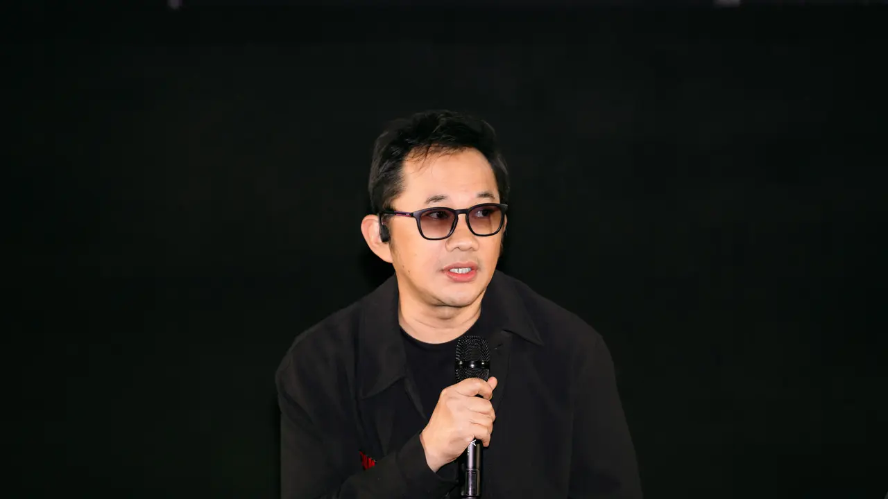 Hanung Bramantyo dalam konferensi pers Film Lobang Buaya. (dok. Goodworks)