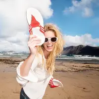 Sandal Microwobbleboard yang nyaman untuk aktivitas/dok. FitFlop