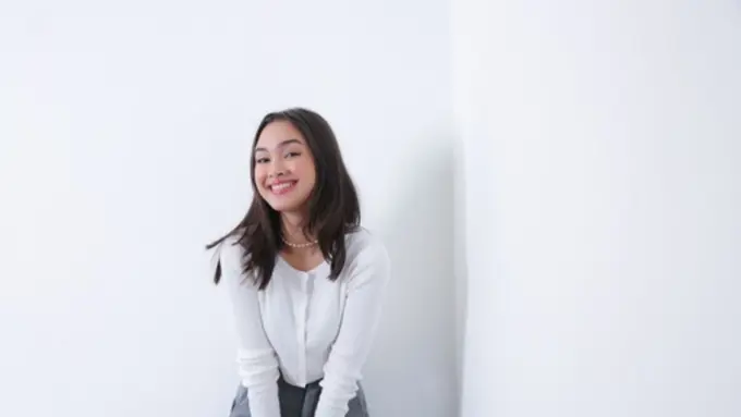 Caitkin Halderman main Vidio Original Series Why?