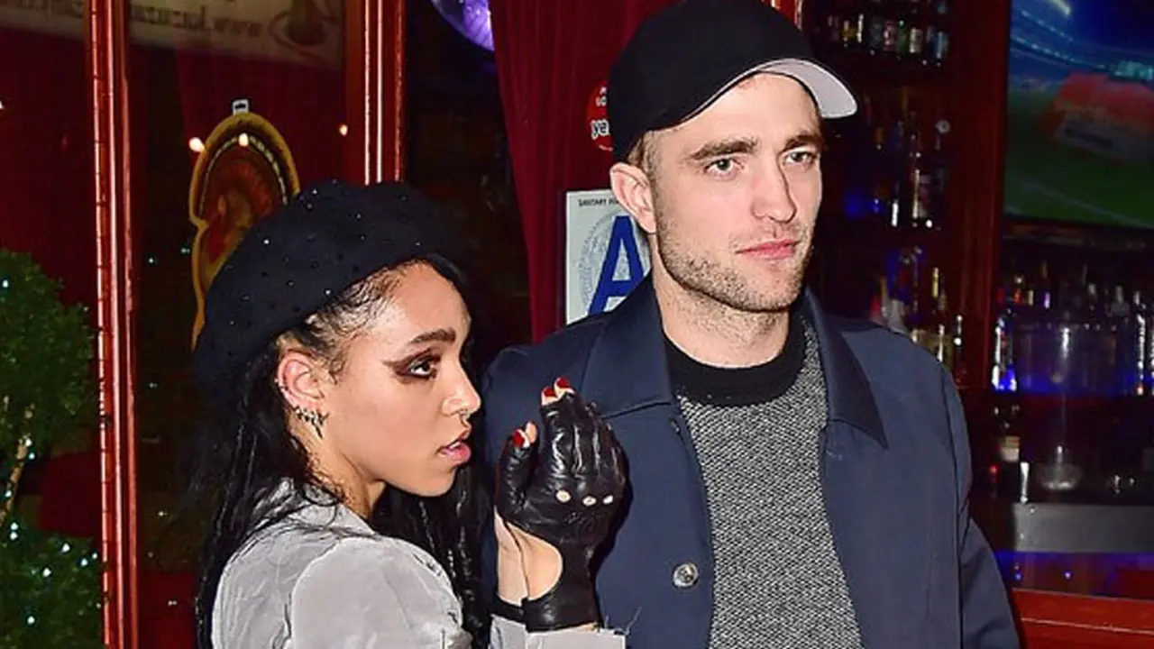 Robert Pattinson makin mesra dengan FKA Twigs