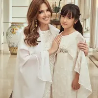 Nia Ramadhani rayakan Lebaran. (Instagram/niaramadhani)