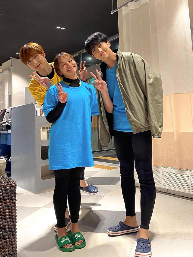 6 Potret Keseruan Amel Carla Syuting Bareng Idol K-Pop di Korea Selatan, Bikin Iri