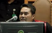 VIDEO: Profil Hakim Eman Sulaeman yang Bebaskan Pegi, Punya 1 Motor Scoopy & Utang Rp480 Juta