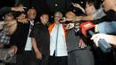 KPK resmi menahan Ketua DPRD Sumatera Utara Ajib Shah, Jakarta, Selasa (10/11/2015). Penahanan tersebut usai Shah diperiksa dalam kapasitasnya sebagai tersangka kasus suap DPRD Sumatera Utara 2009-2014 dan 2014-2019. (Liputan6.com/Helmi Afandi)