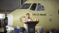 Menteri Pertahanan Indonesia Prabowo Subianto menyebutkan pesawat CN235 buatan PT Dirgantara Indonesia (PTDI) laris di pasar Internasional.