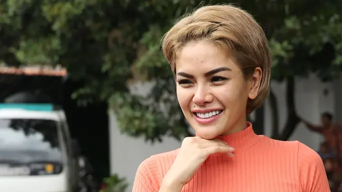 [Bintang] Gara-gara Ini, Nikita Mirzani Dikabarkan Hamil?