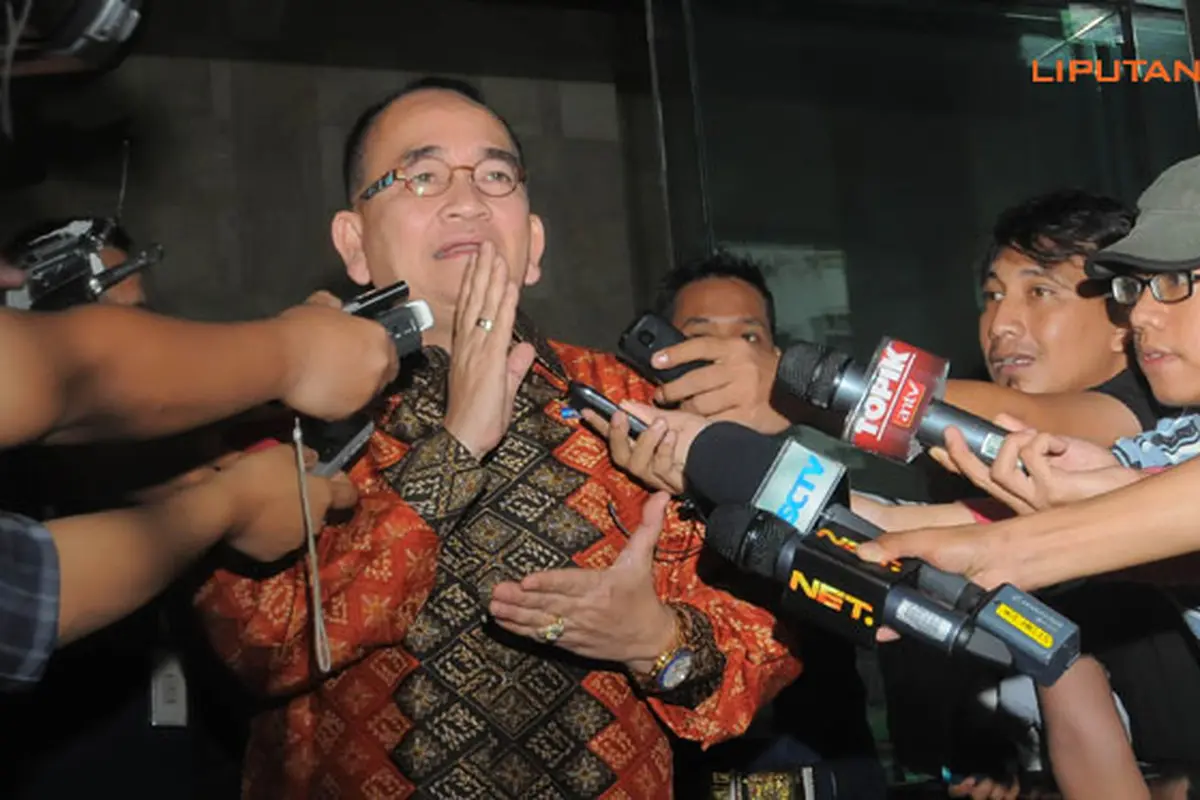 1foto-ruhut-sitompul-131115a.jpg