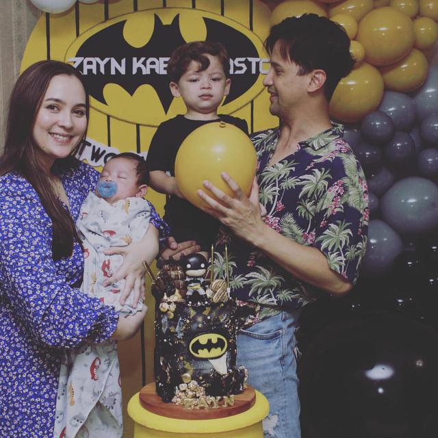 6 Momen Seru Putra Lucky Perdana dan Lidi Brugman yang Bertema Batman