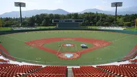 Stadion Fukushima Azuma Baseball merupakan bagian dari Taman Olahraga Azuma, yang dibagi menjadi empat ruang rekreasi, yaitu Area Olahraga, Area Alam, Area Keluarga, dan Area Sejarah. Venue ini akan digunakan cabang olah raga baseball dan softball. (Foto: AFP/Charly Triballeau)