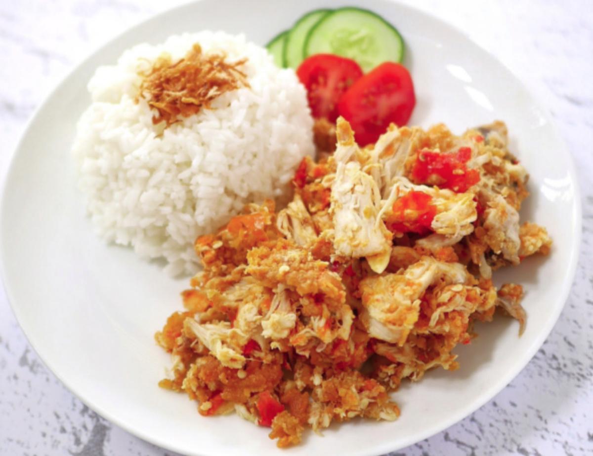 Berapa Kalori dan Nutrisi dari Seporsi Ayam Geprek dengan Nasi? Kalori yang Perlu Diwaspadai dalam Setiap Suapan
