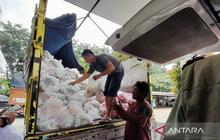 Pemkab Bekasi Salurkan Ribuan Paket Pangan Subsidi Jelang Idul Fitri 1447 H