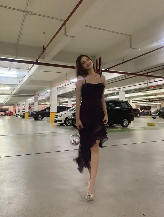 Tumbuh sebagai remaja di usia emas, gaya Leya mulai mencuri perhatian. [Instagram @harleyavaprinci]