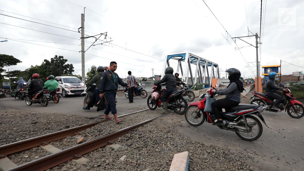 Puncak Arus Balik Nataru, Waspada Kecelakaan di Pelintasan Kereta Api