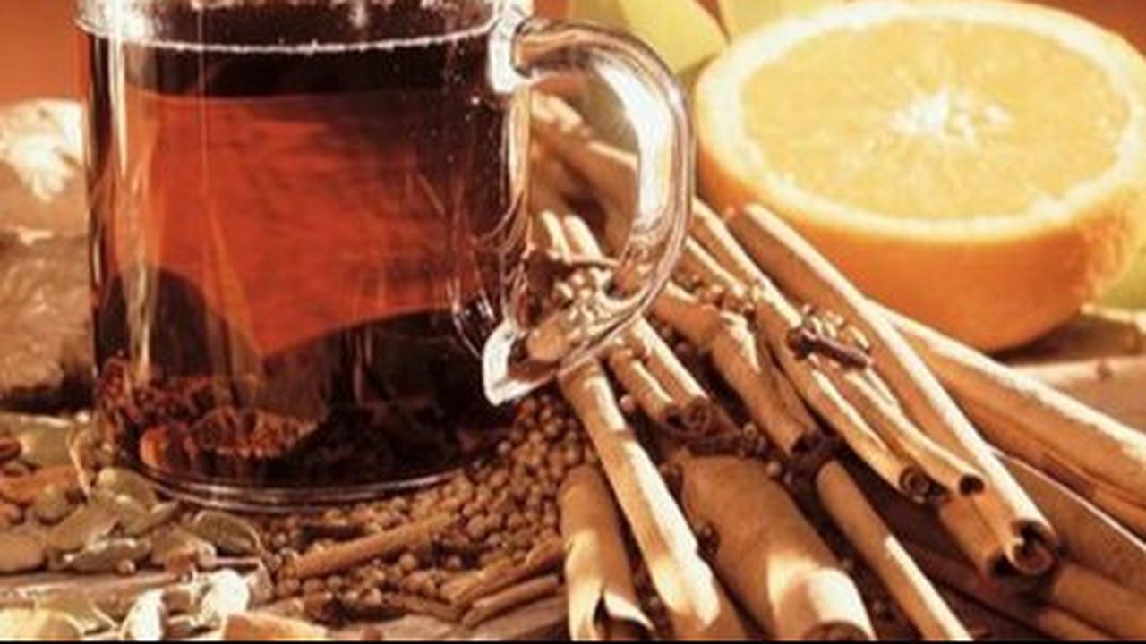 Wedang Jahe Kayu Manis Jeruk