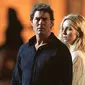 Tom Cruise dan Annabelle Wallis saat syuting film horor The Mummy. (Ace Showbiz / WENN)