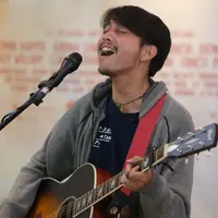 Fiersa Besari (Daniel Kampua/Fimela.com)