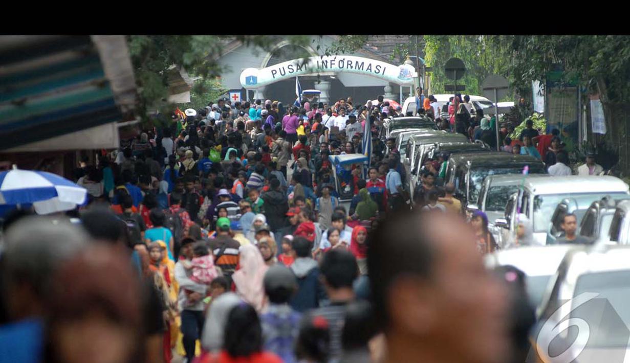 Tahun 2013 jumlah pengunjung lebaran H+1 sebesar 69.721. Kini di tahun 2014 berjumlah 119.290 orang, Jakarta, Selasa (29/07/2014) (Liputan6.com/Miftahul Hayat) 