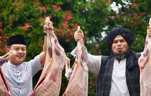 Curi Atensi Publik, Bobon Santoso Unggah Foto Bareng Ustaz Derry Sulaiman Berbalut Pakaian Nuansa Islami
