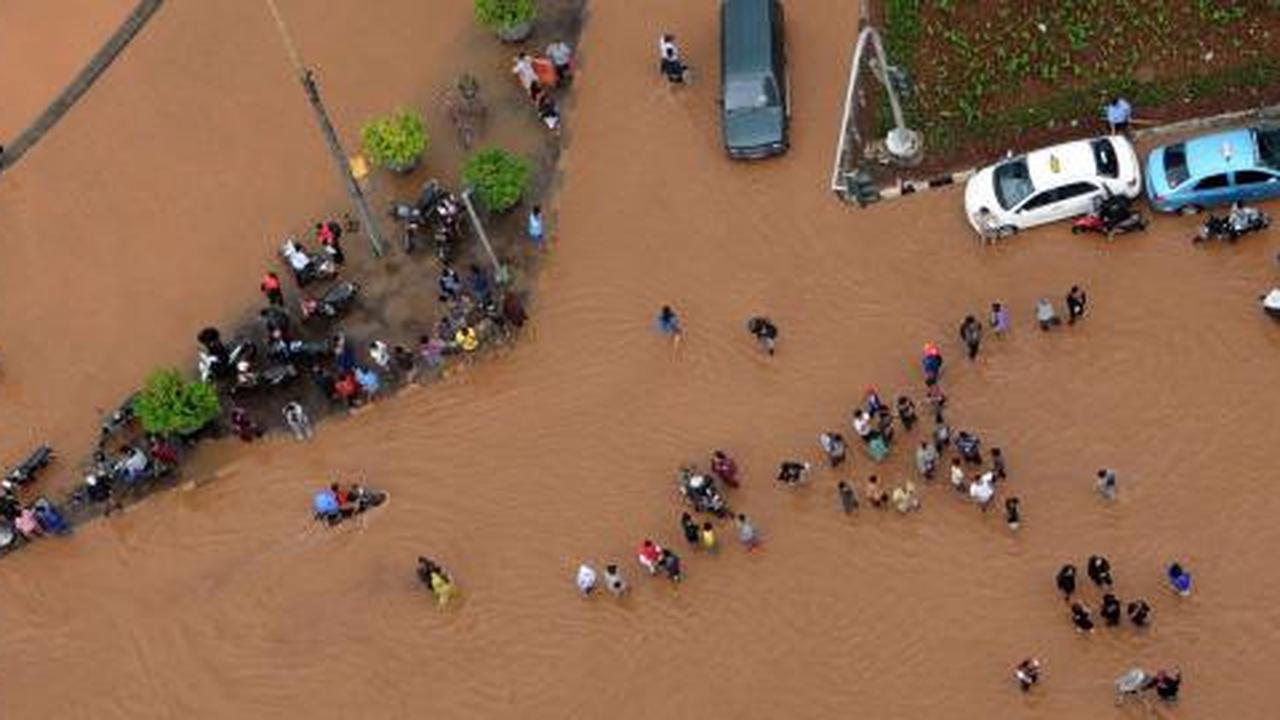 Kisah korban selamat yang terjebak di banjir basement UOB 24 jam