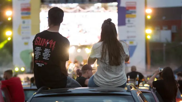 FOTO: Konser Drive-In, Cara Baru Menikmati Musik Kala Pandemi