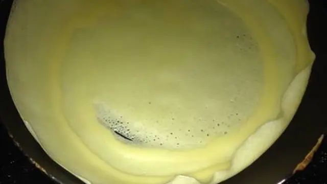 Ilustrasi Kulit Sosis Solo