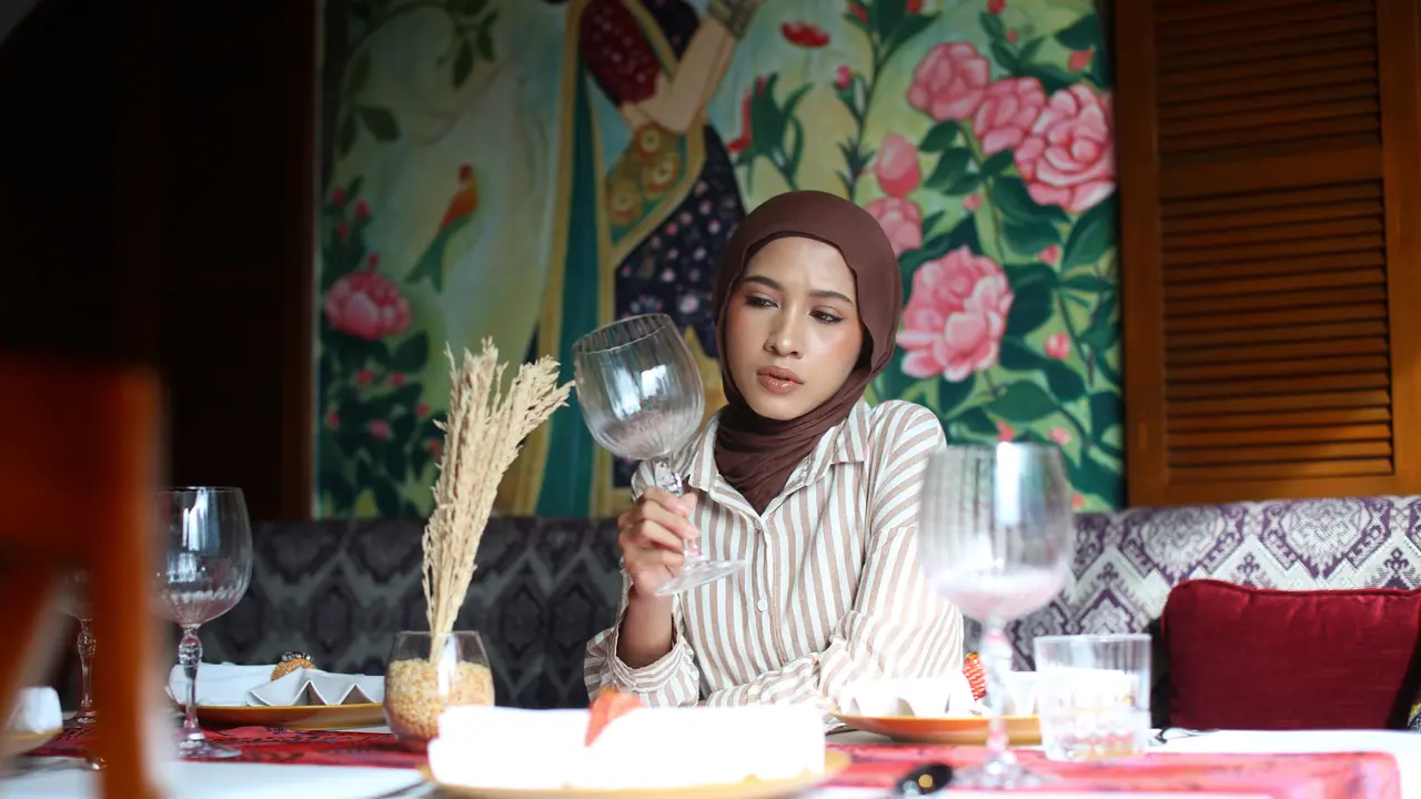 wanita maret sikap yang cerdas