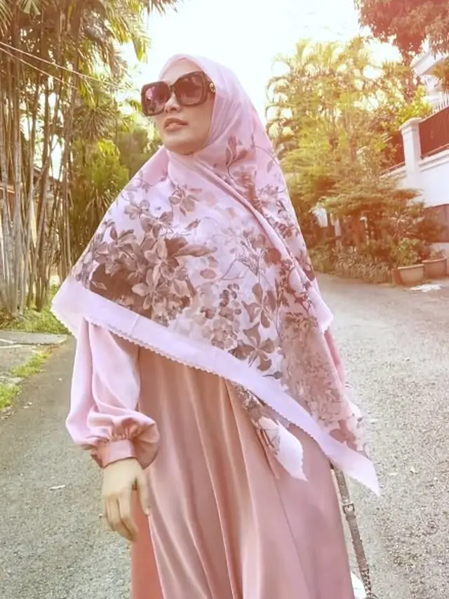 Zaskia Gotik (Instagram/zaskia_gotix)