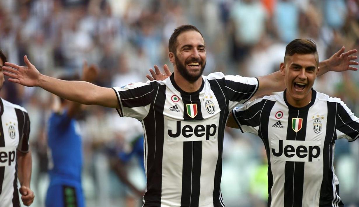 Juventus membungkus kemenangan 3-1 atas Sassuolo dalam lanjutan Serie A di Juventus Stadium, Turin, Sabtu (10/9/2016). Gonzalo Higuain mencetak dua dari tiga gol I Bianconeri. (Reuters/Giorgio Perottino)