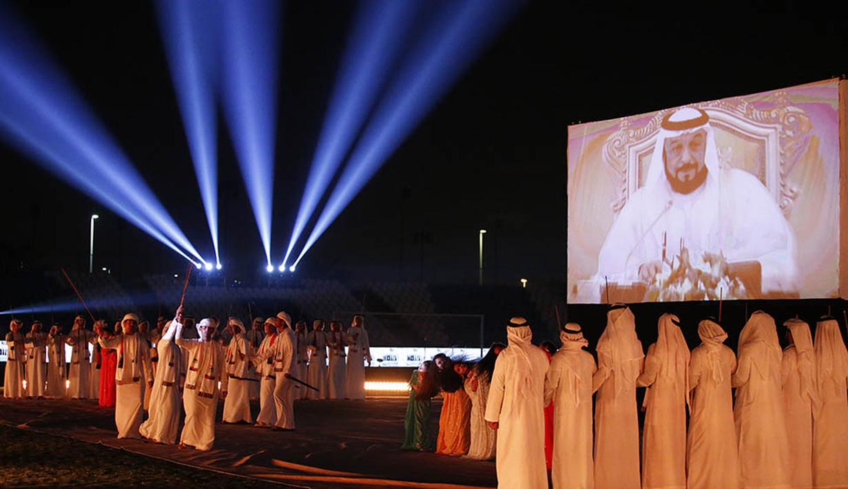 Suasana jelang laga persahabatan antara Real Madrid Legends melawan BaniYas di Abu Dhabi, UEA, Sabtu (4/12/2015). (EPA/Ali Haider)