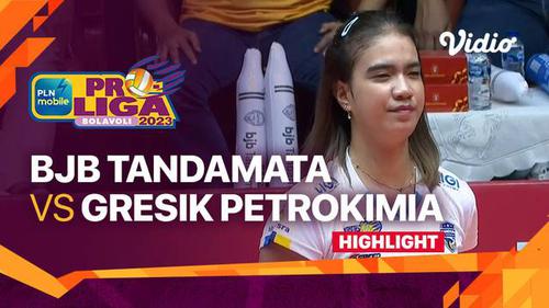 VIDEO: Sengit! Bandung BJB Tandamata Kalahkan Gresik Petrokimia Pupuk Indonesia pada Final Four PLN Mobile Proliga 2023
