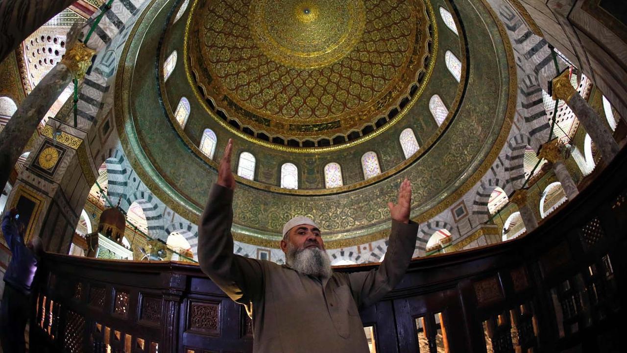 Begini Indahnya Arsitketur di Balik Kubah Shakhrah, Dihiasi Mozaik Menakjubkan!