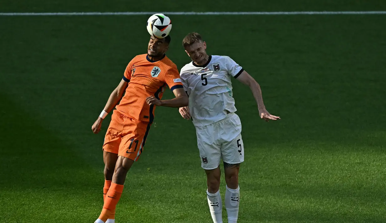 Austria dengan demikian memimpin klasemen grup D Euro 2024 secara mengejutkan karena Prancis di laga lain gagal menang. (GABRIEL BOUYS / AFP)