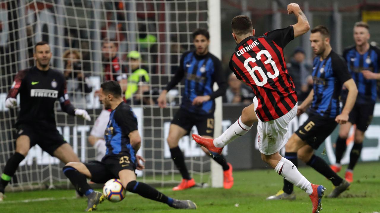 Menang 3-2, Inter Geser AC Milan dari Klasemen