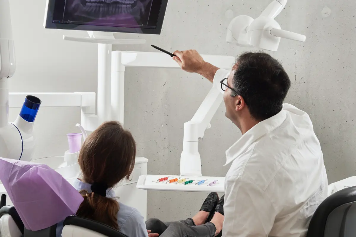 Ilustrasi Dokter Gigi.