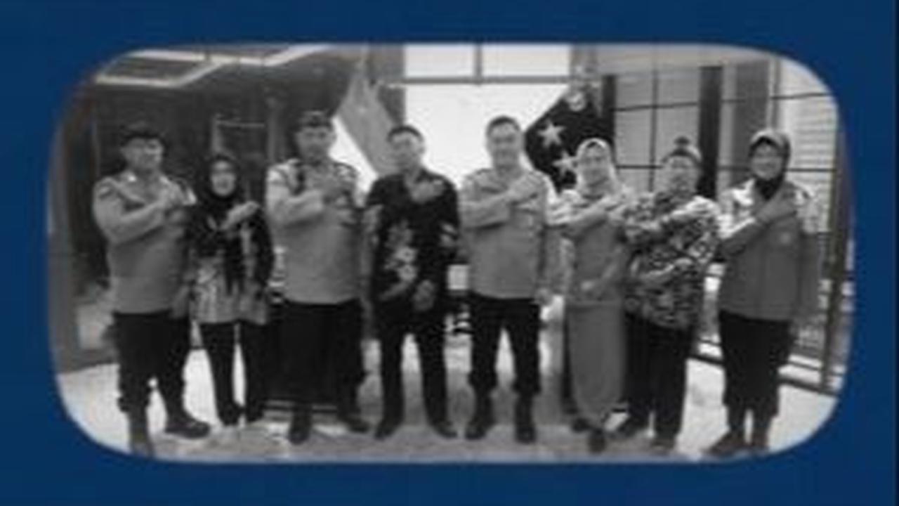 "Ini bukan besar kecil hadiahnya," tulis Fadil pada caption. <br>