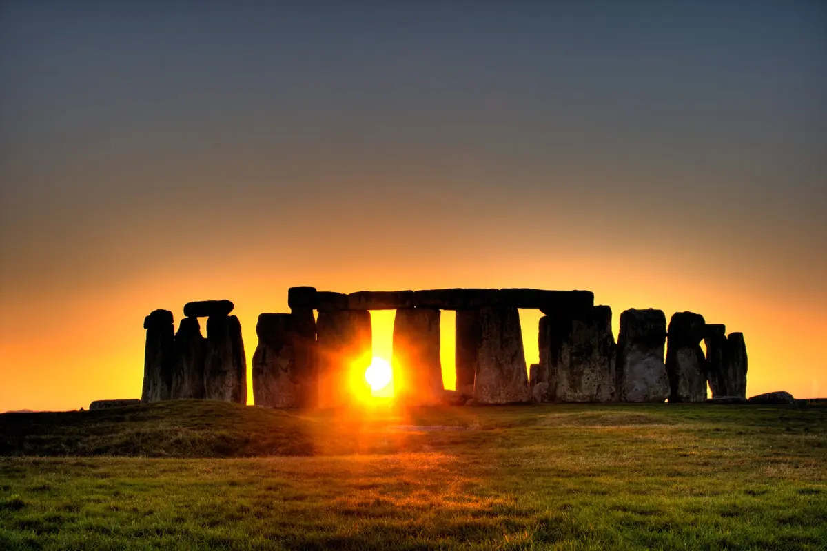 Ketahui 8 Fakta Stonehenge yang Mungkin Kamu Lewatkan