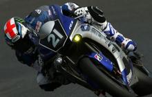 Espargaro-Smith bawa Yamaha juarai Suzuka 8 Hours 2015