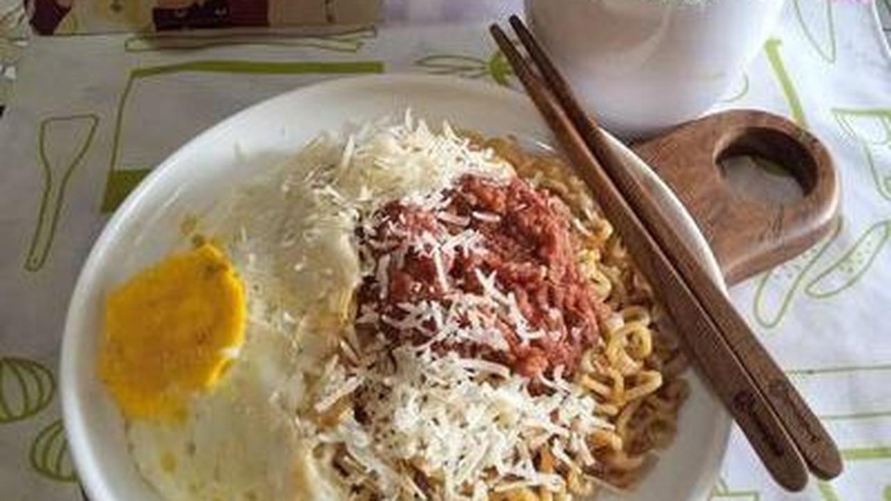 Resep Indomie Kornet Telur Keju