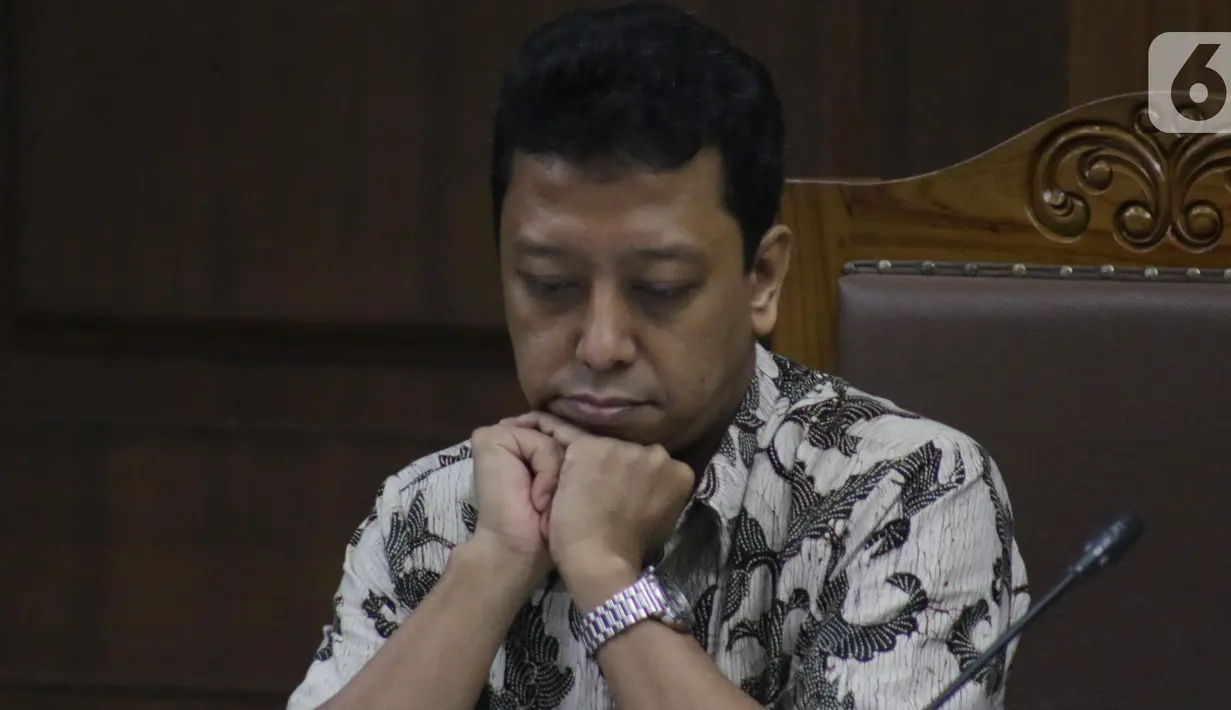 Terdakwa dugaan suap jual-beli jabatan di lingkungan Kemenag, M Romahurmuziy saat menjalani sidang lanjutan di Pengadilan Tipikor, Jakarta, Rabu (16/10/2019). Sidang mendengar keterangan saksi-saksi. (Liputan6.com/Helmi Fithriansyah)