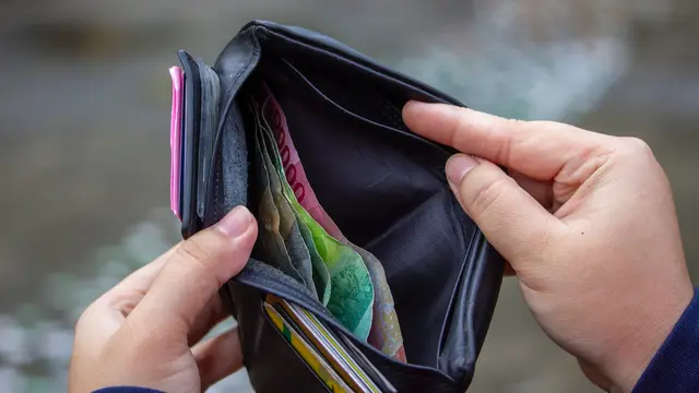 Penting untuk membahas masalah finansial sebelum menikah