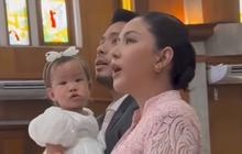Potret Cantik Jessica Mila Tampil Anggun Dampingi Baby Kyarra Dibaptis dalam Nuansa Batak yang Khidmat