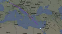 Penamapakan pesawat EgyptAir hilang dari radar dalam rute Paris menuju Mesir. (Twitter @safimichael)