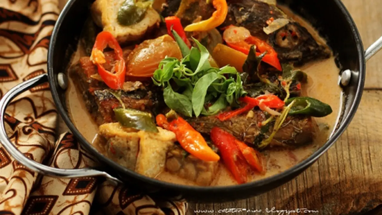 Menu Maksi: Tongkol  Asap Masak Santan