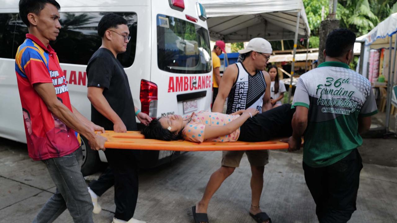 FOTO: Dua Gempa Dahsyat Guncang Filipina Selatan, Delapan Tewas