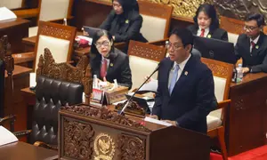 Menteri Keuangan Purbaya Yudhi Sadewa menyampaikan pendapat akhir dalam Rapat Paripurna Ke-26 DPR RI Masa Persidangan V Tahun Sidang 2025-2026 di Gedung DPR RI Jakarta, Selasa (21/7/2026).