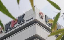 Peringati hari antikorupsi, spanduk raksasa selimuti KPK