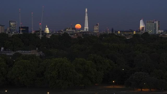 Supermoon Terakhir Tahun Ini di Bulan Agustus