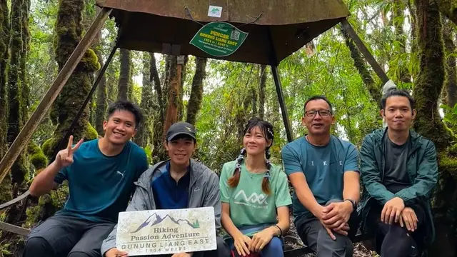 Pendaki Gunung Liang